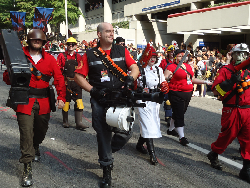 Illustration for article titled All the Coolest Costumes and Props We Saw at Dragon*Con!